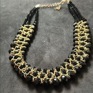 Elegant Black and Gold Necklace